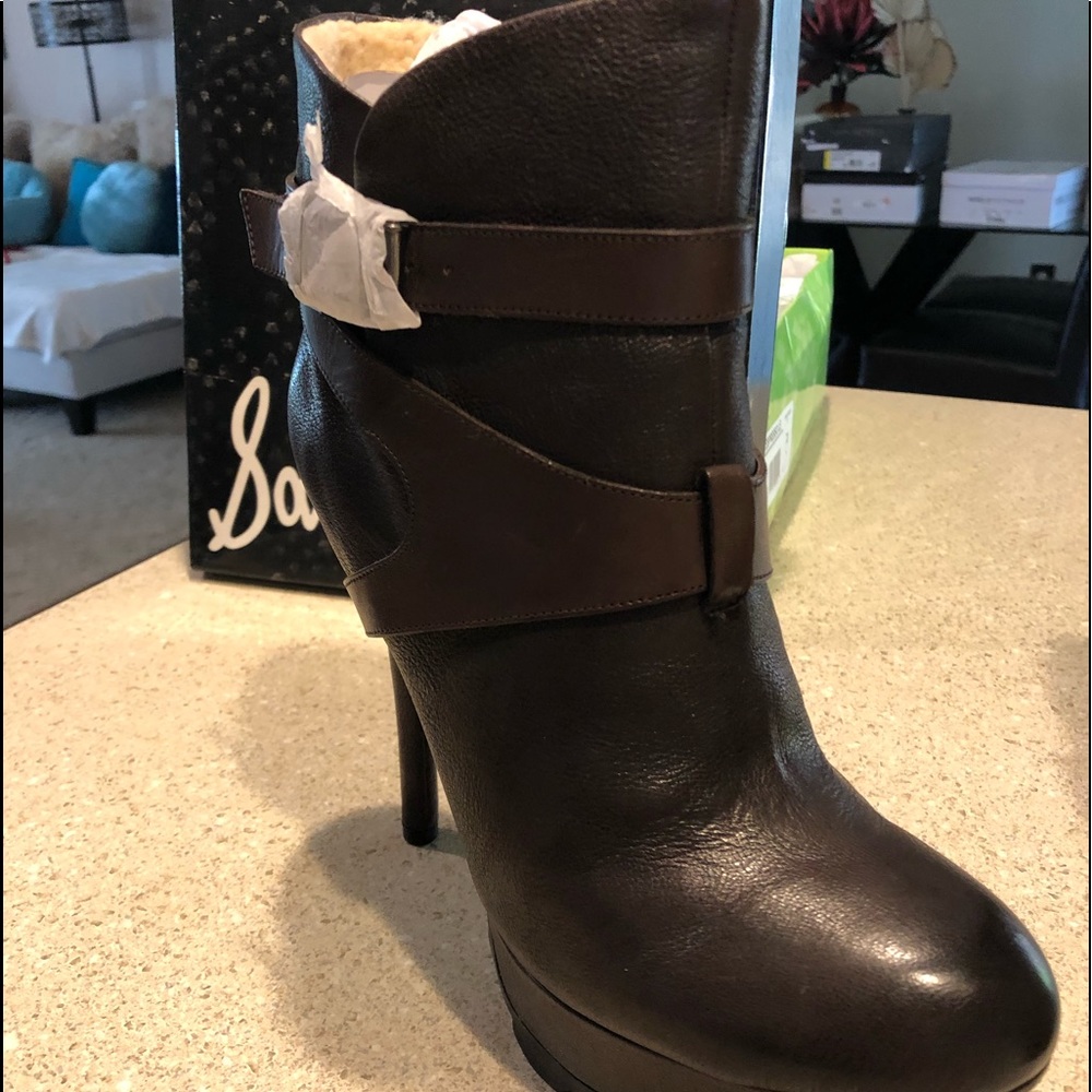Booties - Picture 3 of 4
